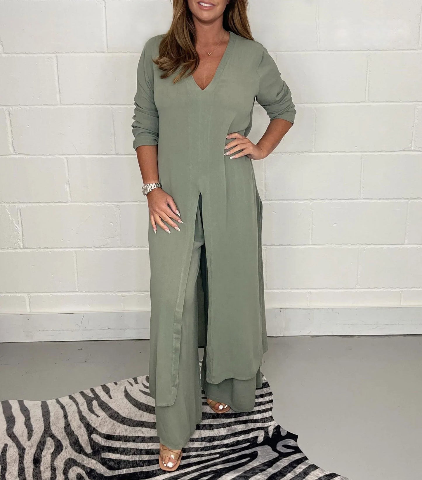Karolina | Modern Lång Blus och Avslappnade Byxor
