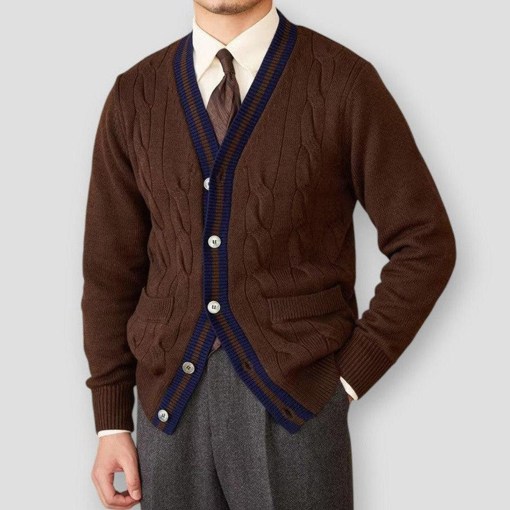 Carl | Klassisk flätstickad cardigan med vintagecharm