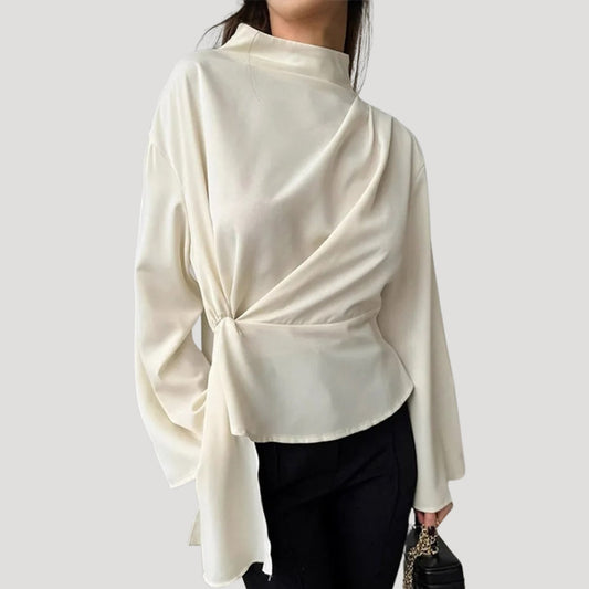 Criselmara | Vit Sidenblus Med Omlott-Design