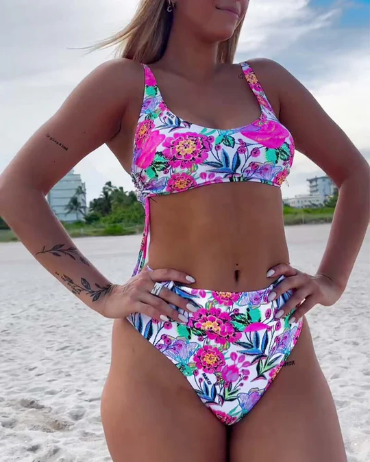 Charlotte - Tryckt bikini se