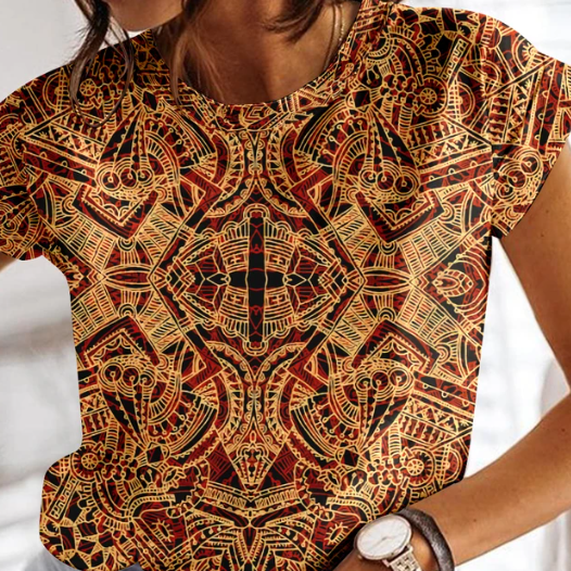 Camillia - Sommarrutig T-shirt för kvinnor O-ringa