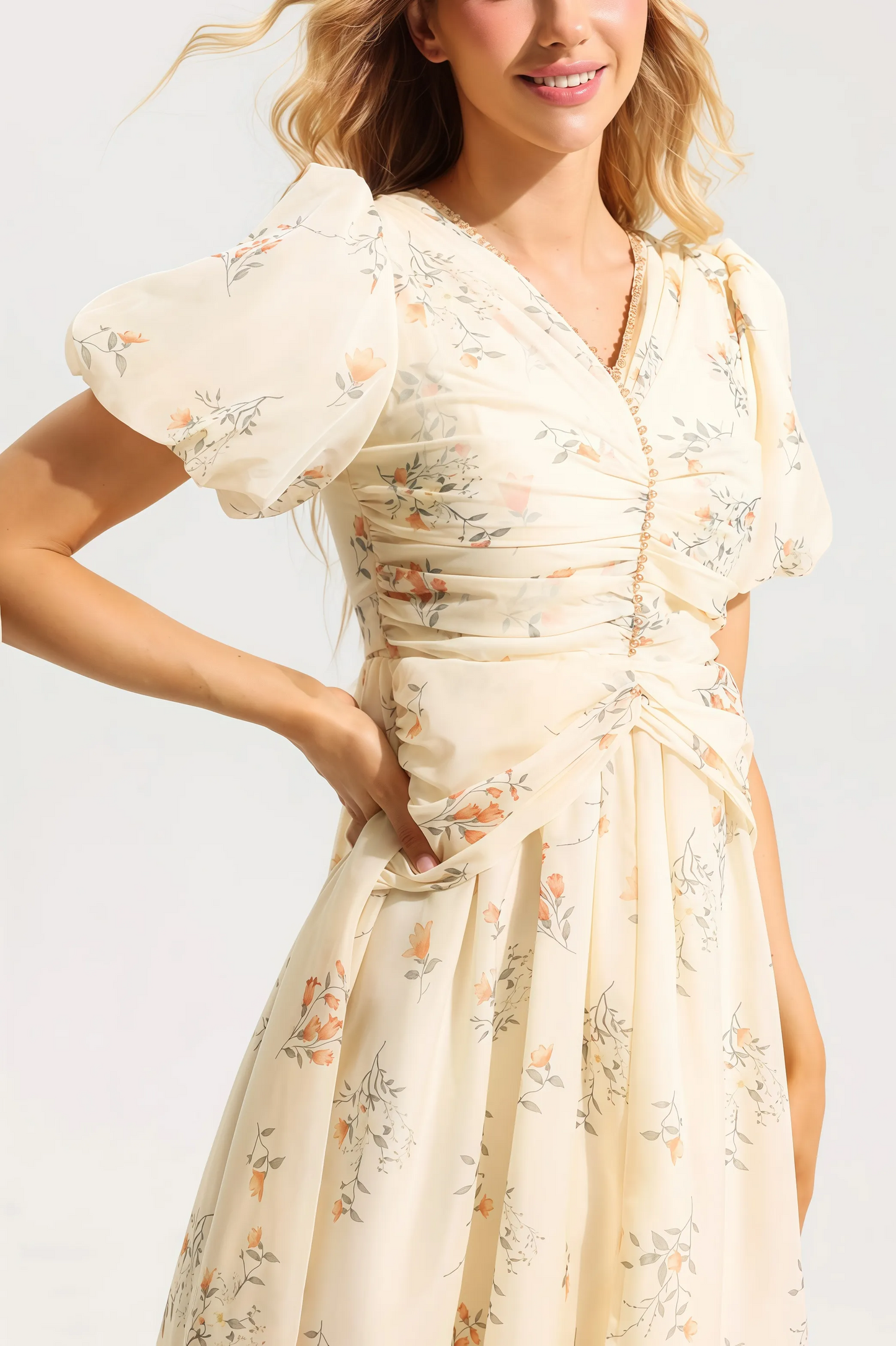 Fefya | Krämfärgad Midiklänning Med Blommönster