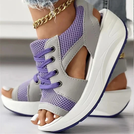 Lena - Sandaler med peep toe-plattfor