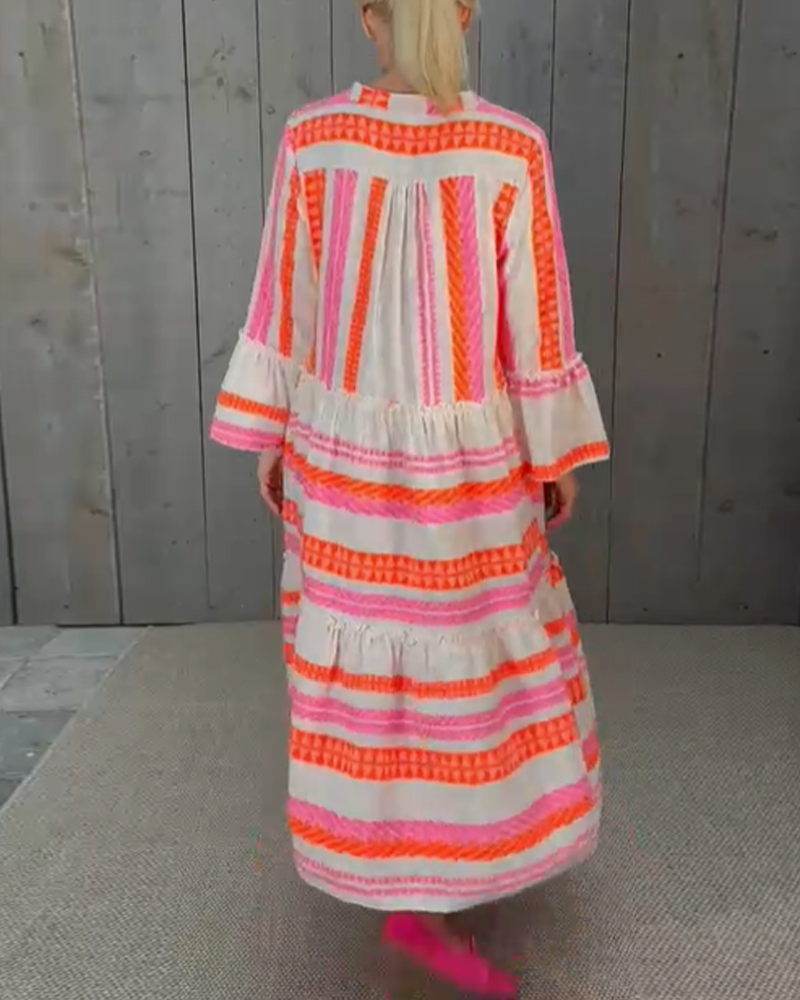 Livia | Lös Ledig Klänning Med Randigt Tryck