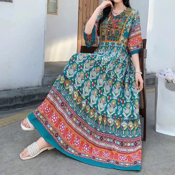 Athena - Elegant långklänning med tryck