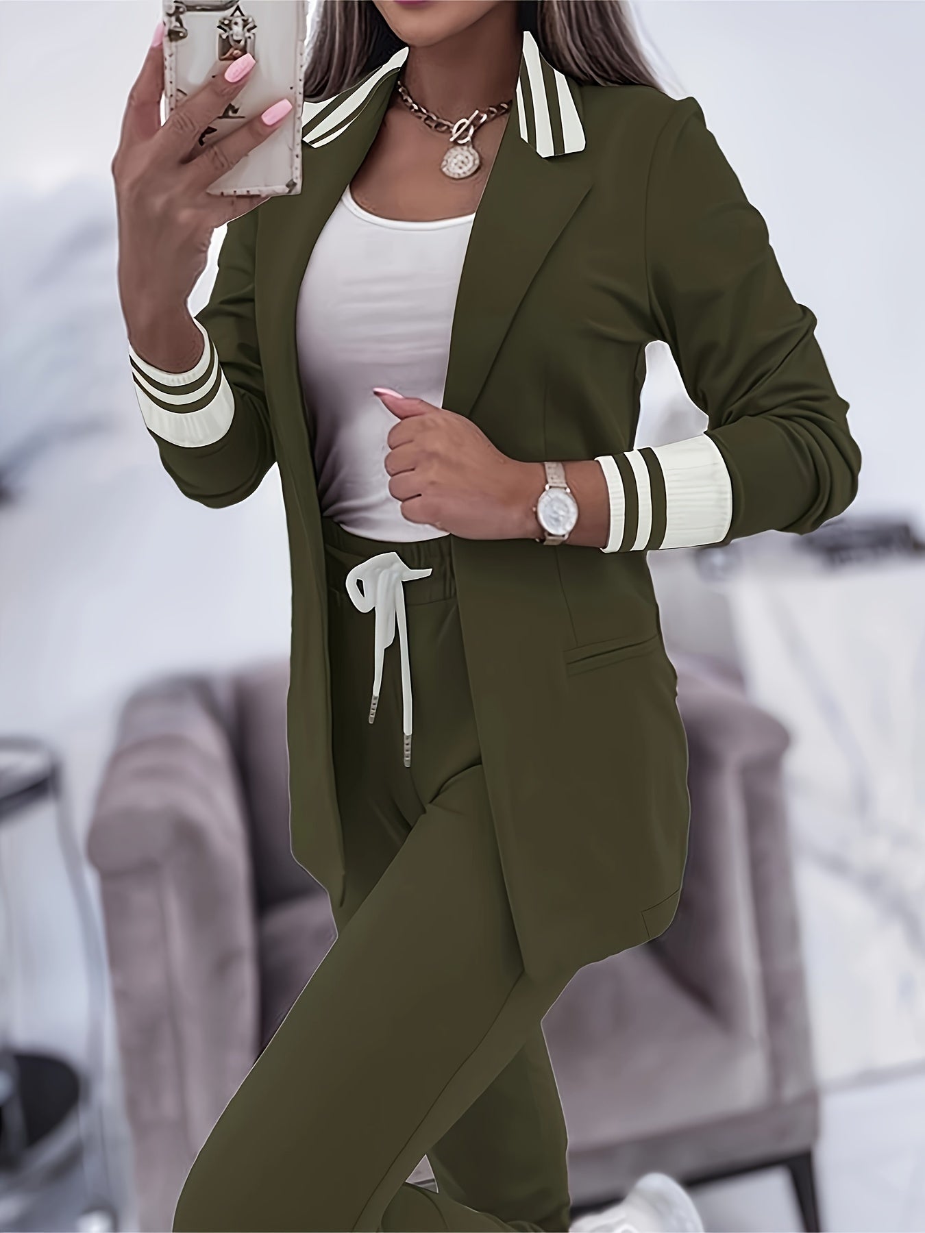 Camila | Snyggt blazerset med långa ärmar och casual byxor