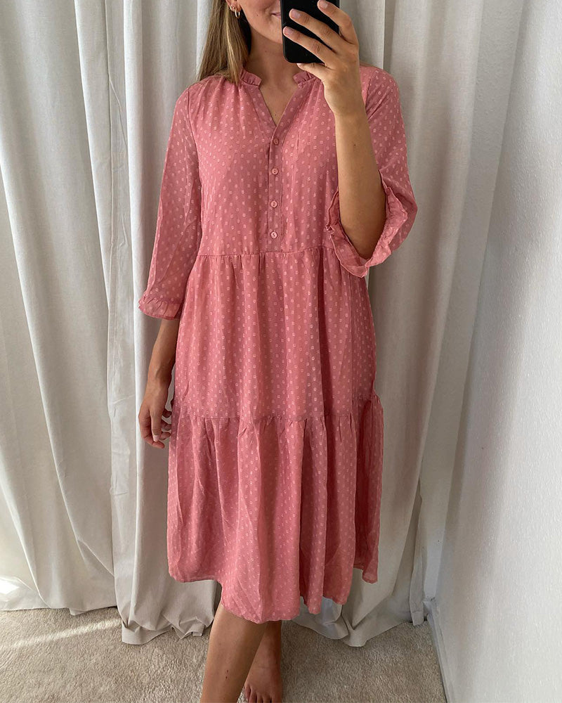 Märta | Volangklänning Med Prickigt Tryck