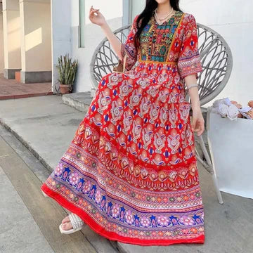 Athena - Elegant långklänning med tryck