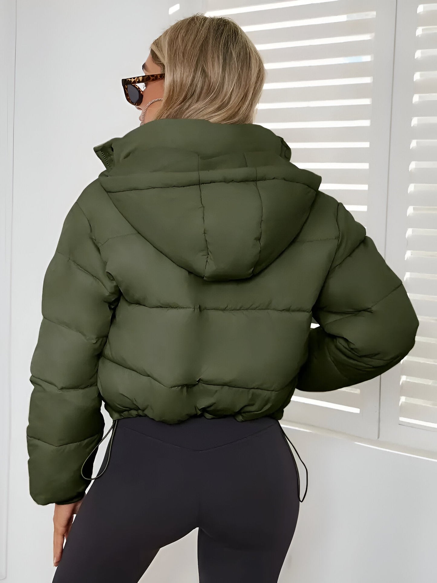 Dana | Pufferjacka med ribbad krage