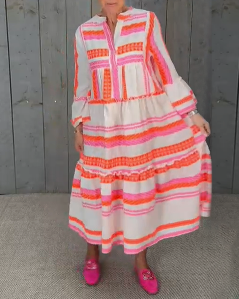 Livia | Lös Ledig Klänning Med Randigt Tryck