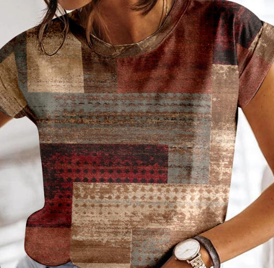 Camillia - Sommarrutig T-shirt för kvinnor O-ringa