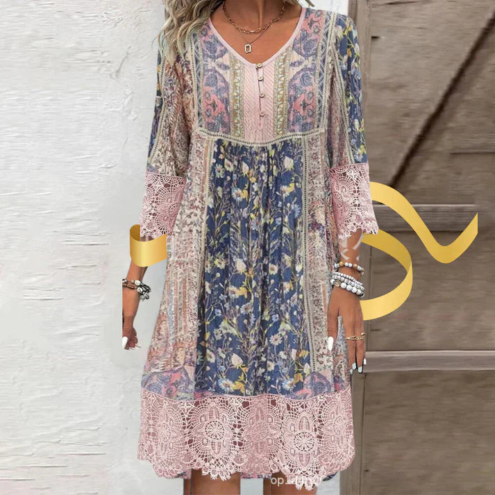 Phoebe - Klänning i spets med vintageprint