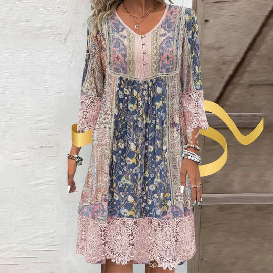Phoebe - Klänning i spets med vintageprint