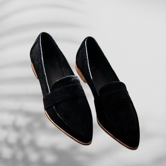 Noemi | Stilren Klassisk Loafer i Mockaimitation för Elegant Komfort