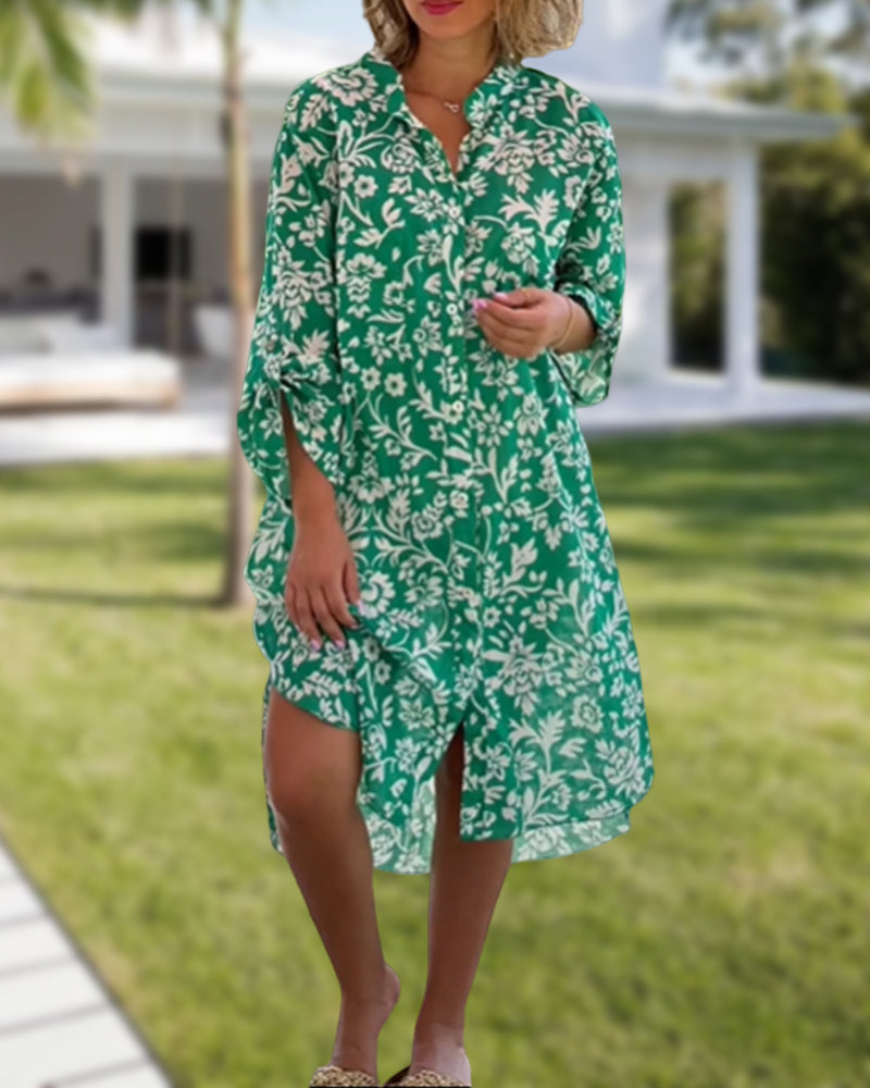 Viveka | Blommig Klänning Med V-Ringning