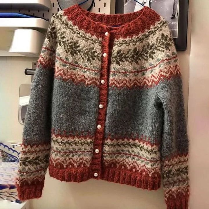 Alma | Klassisk och elegant stickad tröja i ull och kashmir