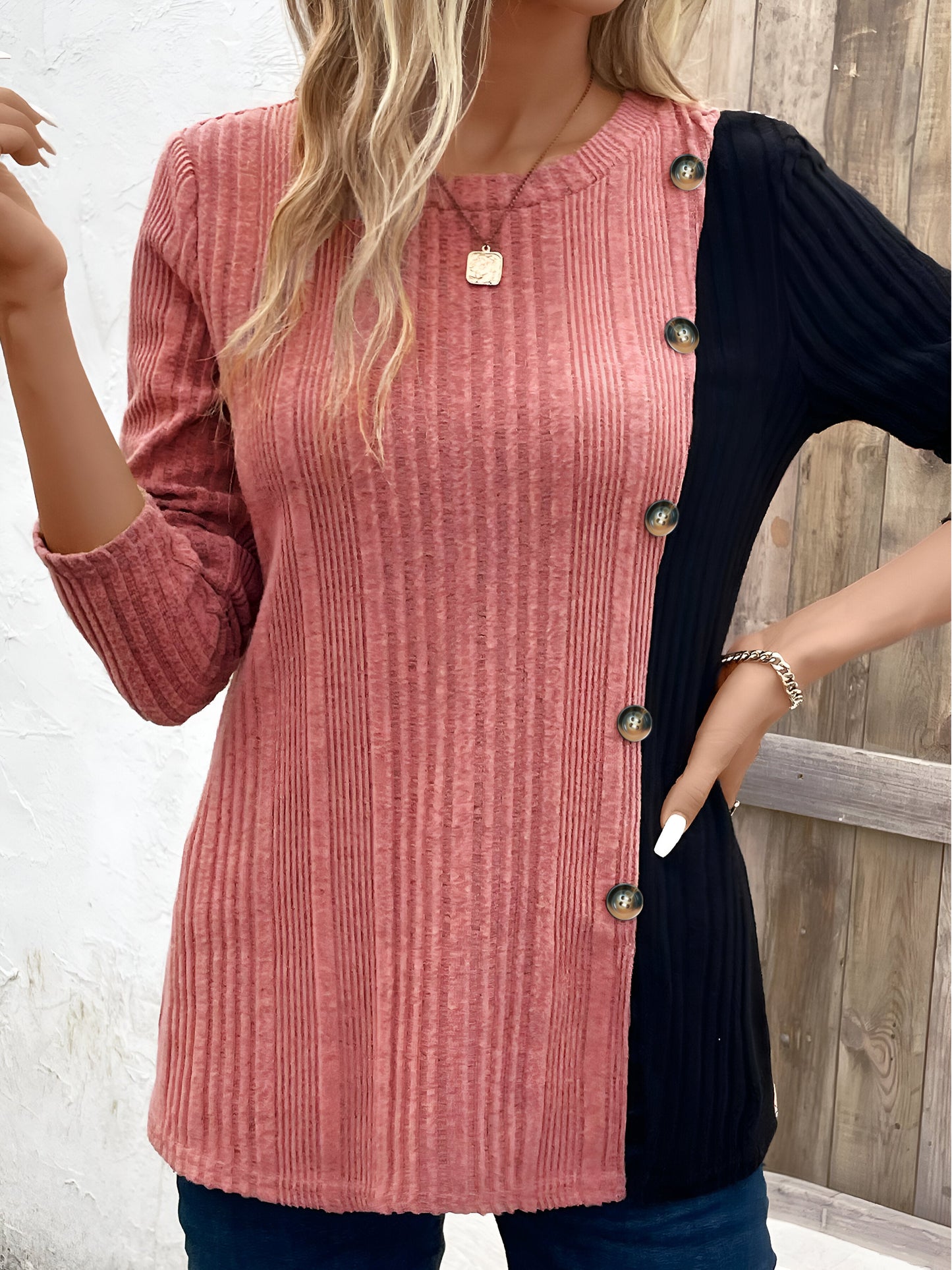 Antje |T-shirt med avslappnad elegans