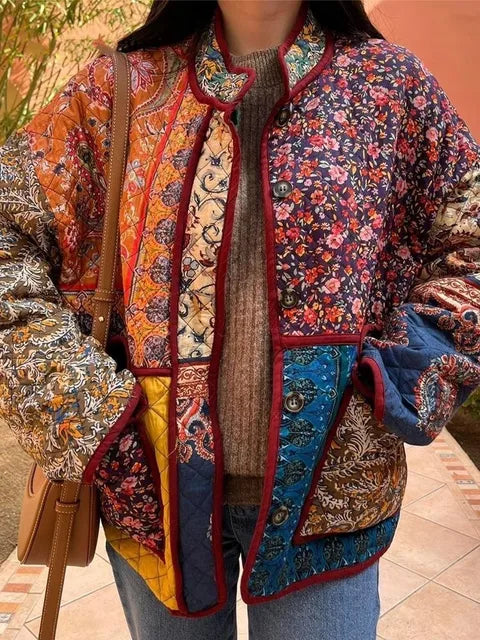 Ellen | Vintageinspirerad Quiltad Jacka med Unikt Mönster för Kvinnor