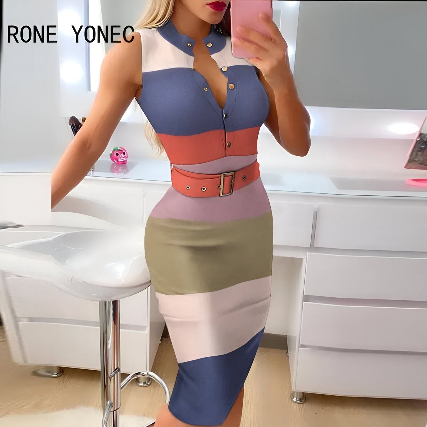 Dora | Enkelt chic: randig, ärmlös midiklänning i stickat material