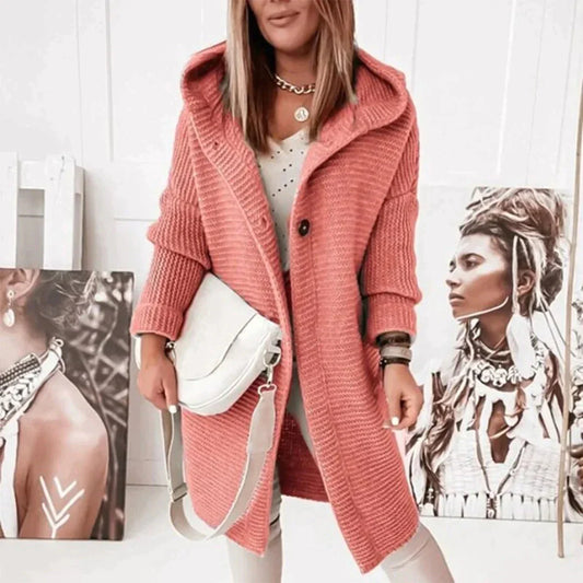 Signe | Elegant Och Mysig Stickad Vinterkappa Med Knappar