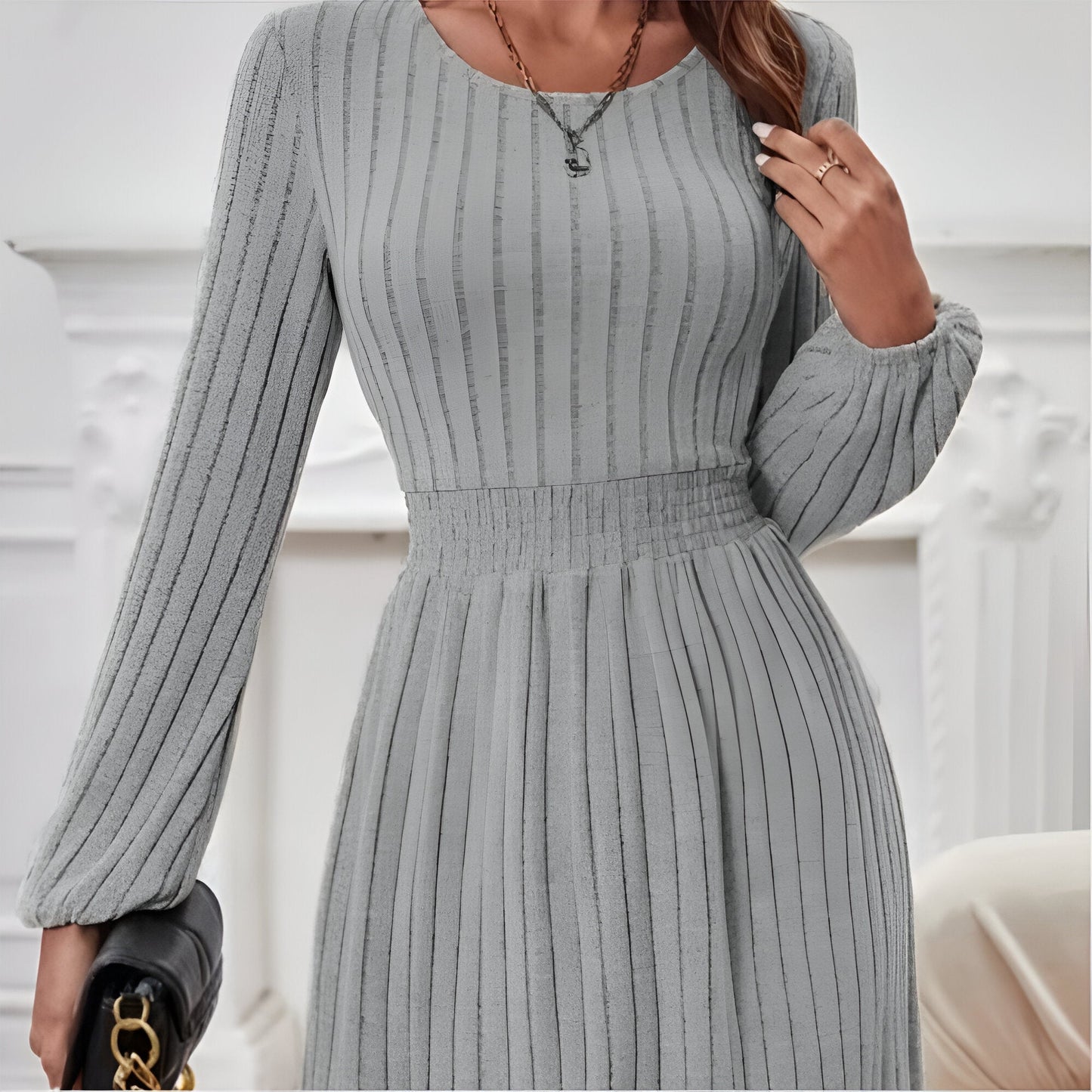 Brunhilde | Elegant stickad midiklänning