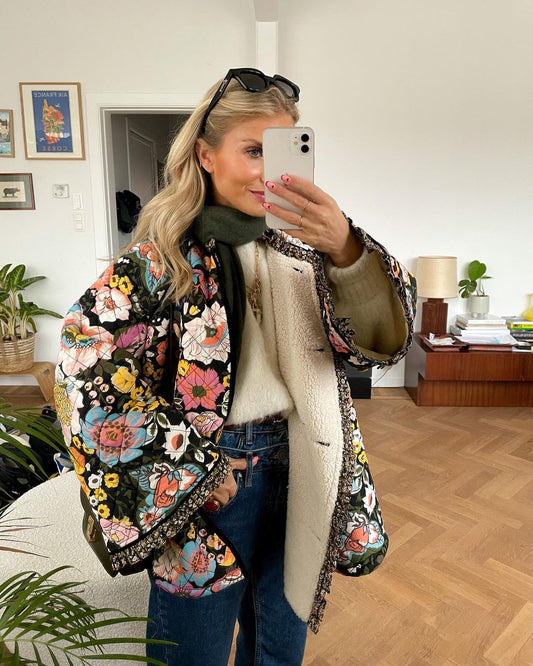 Nellie | Vintage-inspirerad blommig jacka för kvinnor