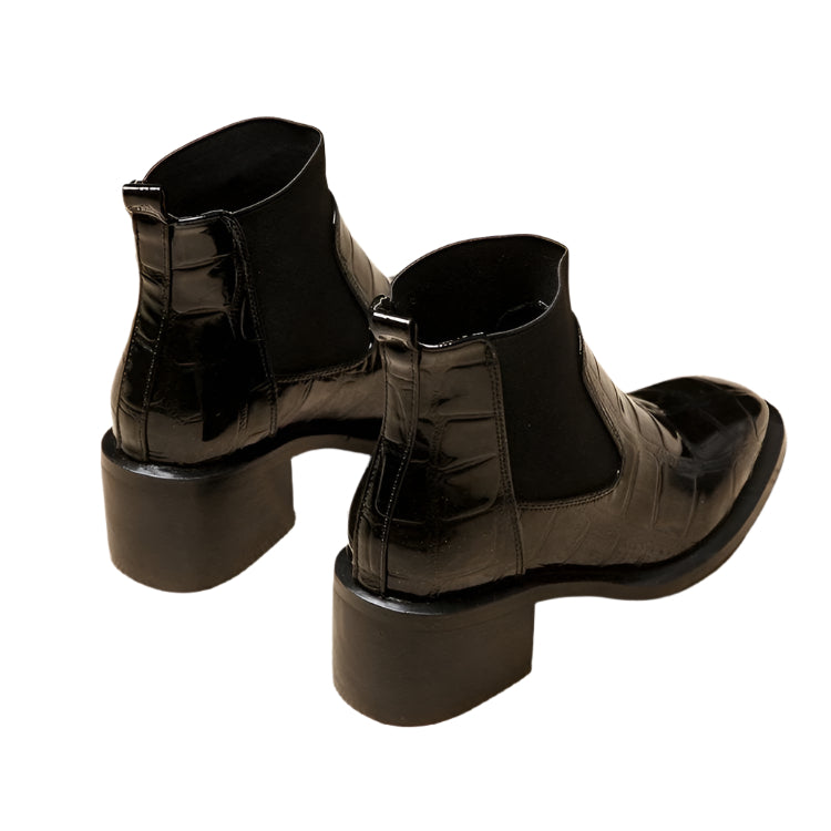 Cynthia | Eleganta Svarta Ankelboots i Veganskt Läder med Klack