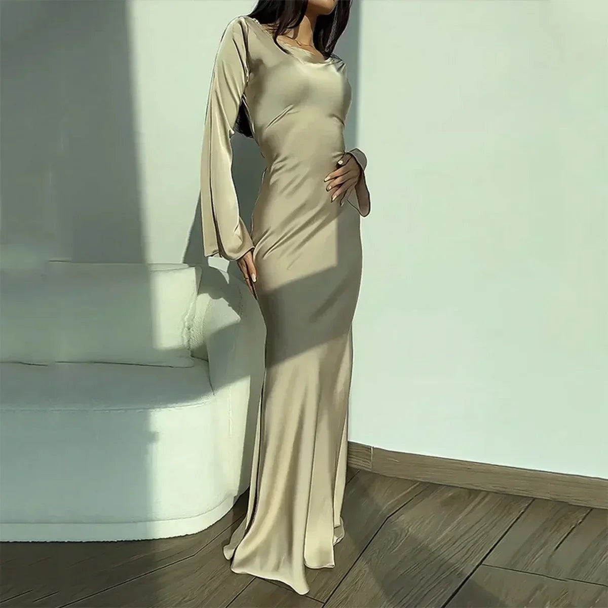 Mara - Elegant långärmad klänning