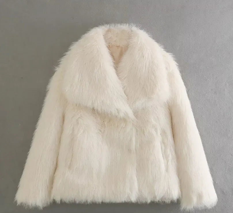 Wilda | Stilren och bekväm vinterjacka i högkvalitativ fuskpäls