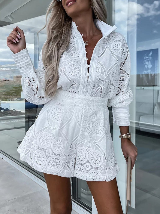 Devina - Långärmad jumpsuit med spets