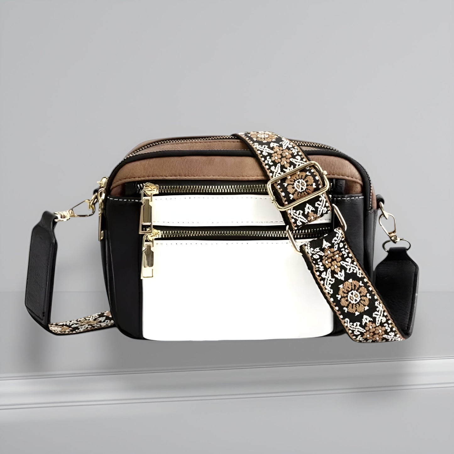 Romy | Stilren Handväska i Veganskt Läder