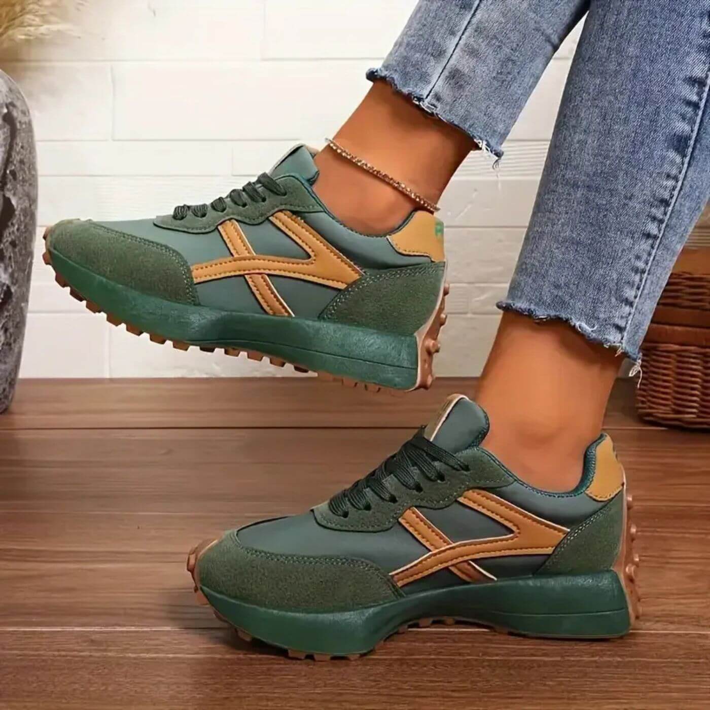 Selina | Ortopediska Komfortsneakers med Halkfri Sula
