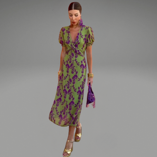 Rhiannon | Somrig Elegans I Varje Steg