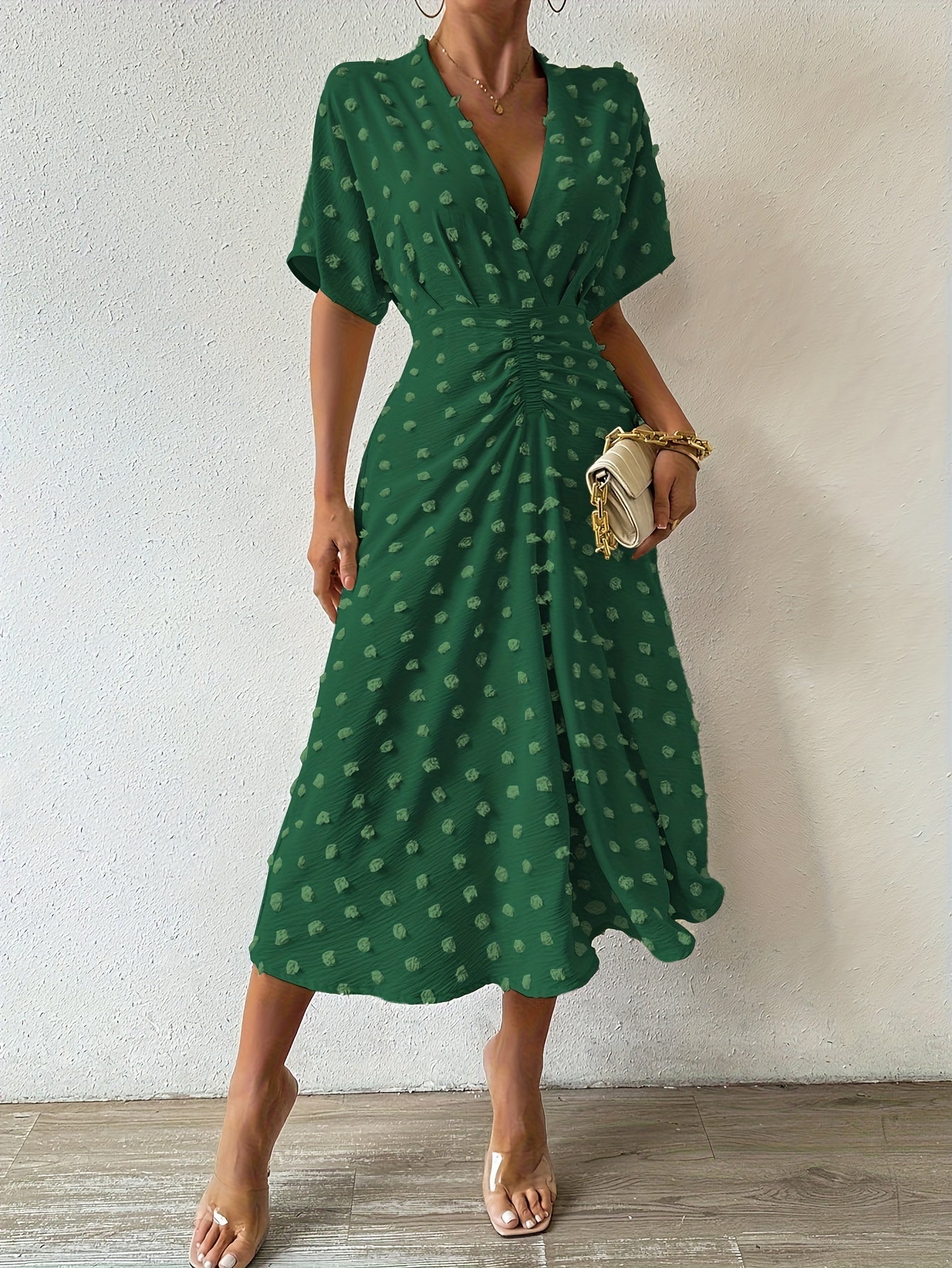 Alma | Prickig Plisserad Midi Klänning För Formella Tillfällen