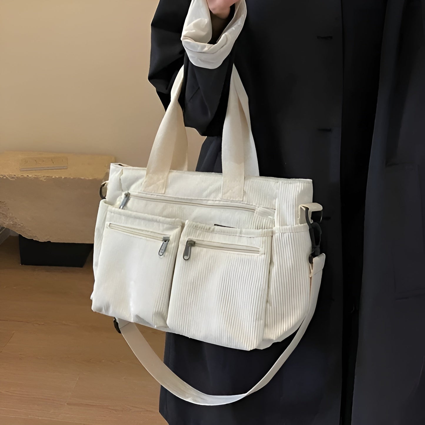 Liviana | Rymlig och stilren vardagsväska