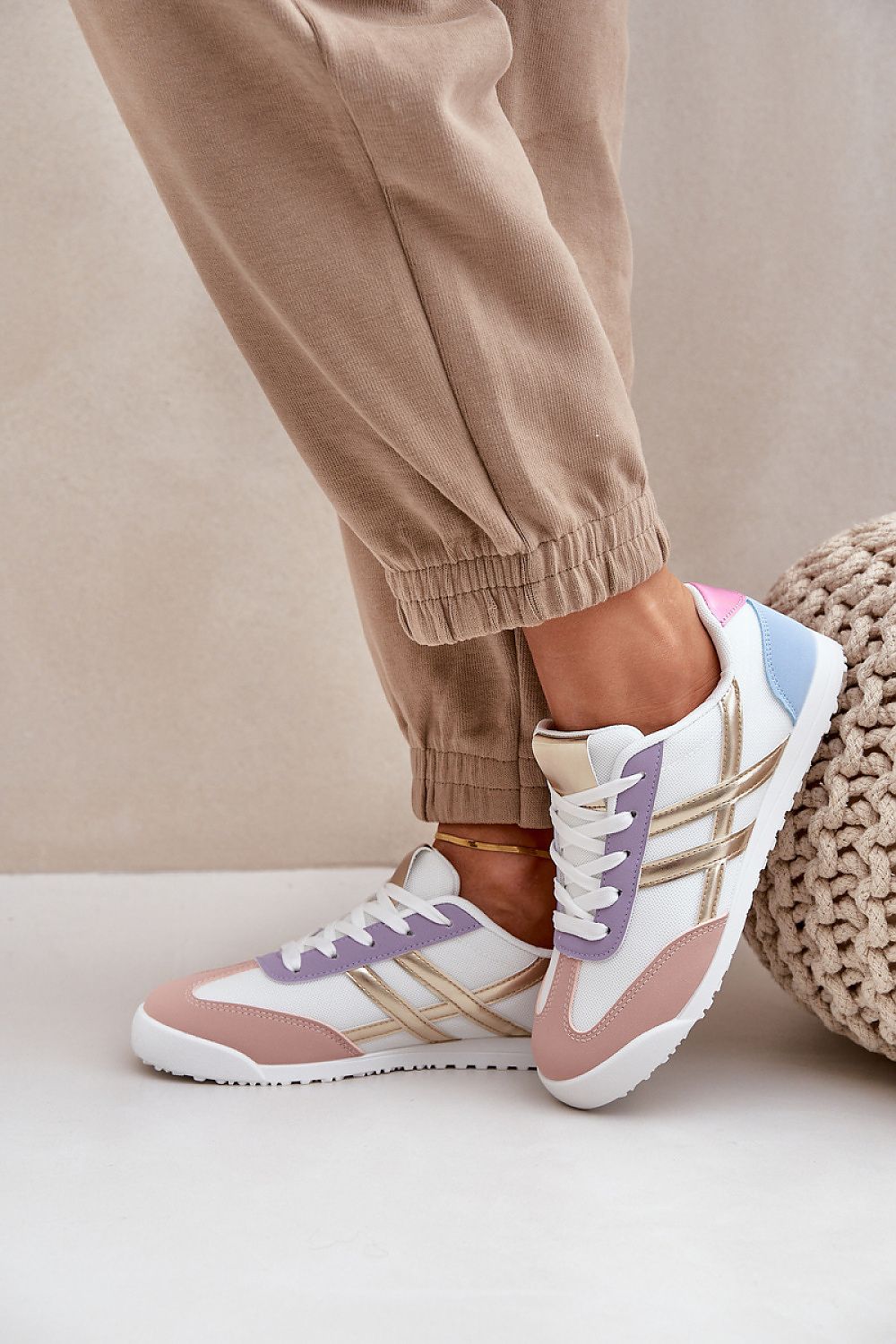 Mariana | låga sneakers i mesh och eco-läder