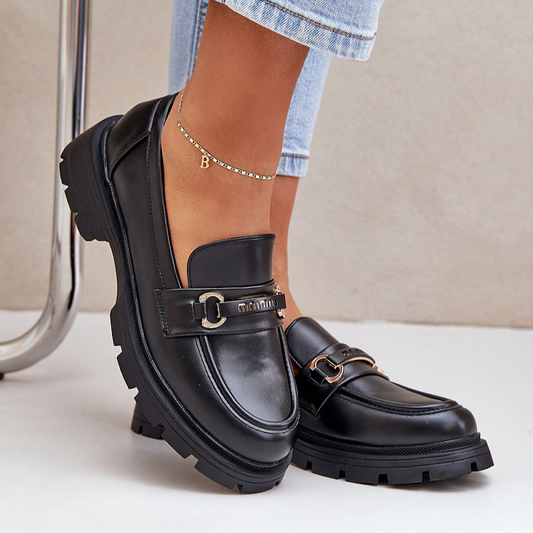 Emilia | klassiska loafers med dekorativ rem