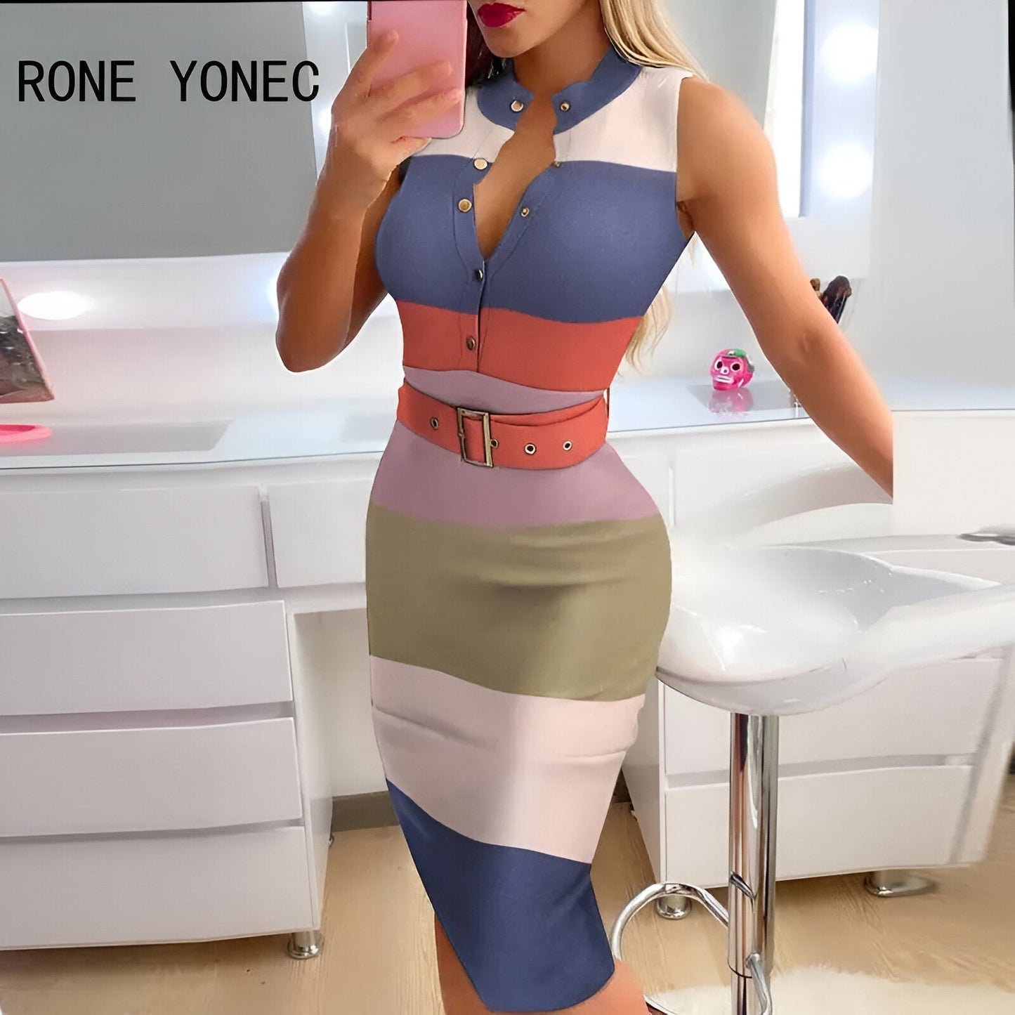 Dora | Enkelt chic: randig, ärmlös midiklänning i stickat material