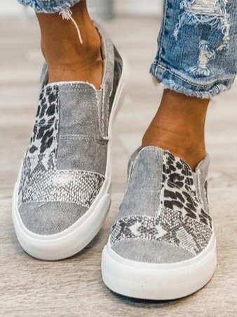Astrid | Trendiga Smärtlindrande Slip-Ons