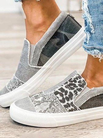 Astrid | Trendiga slip-ons med smärtlindring och komfort hela dagen