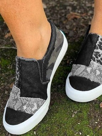 Astrid | Trendiga slip-ons med smärtlindring och komfort hela dagen