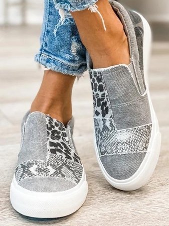 Astrid | Trendiga slip-ons med smärtlindring och komfort hela dagen