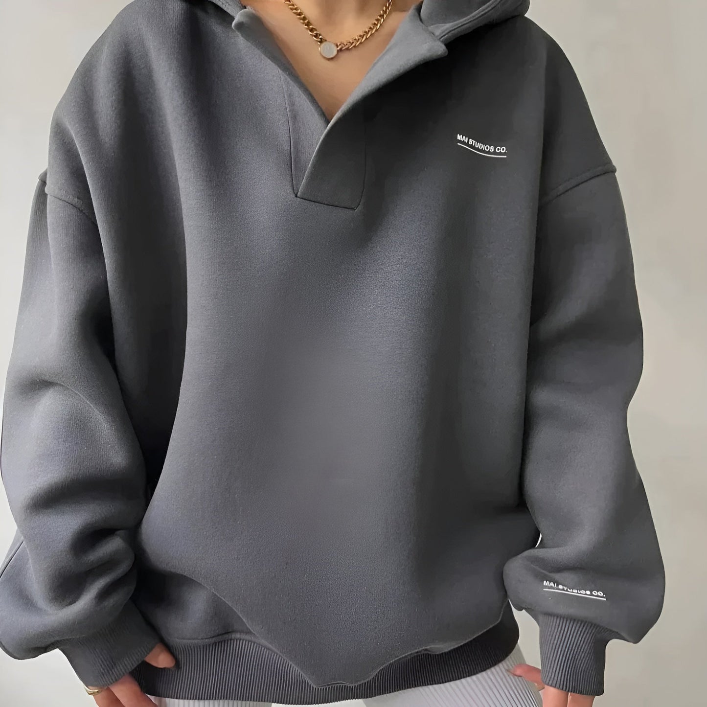 Aleyna | Stilig Hoodie – Modern Design och Ultimat Komfort
