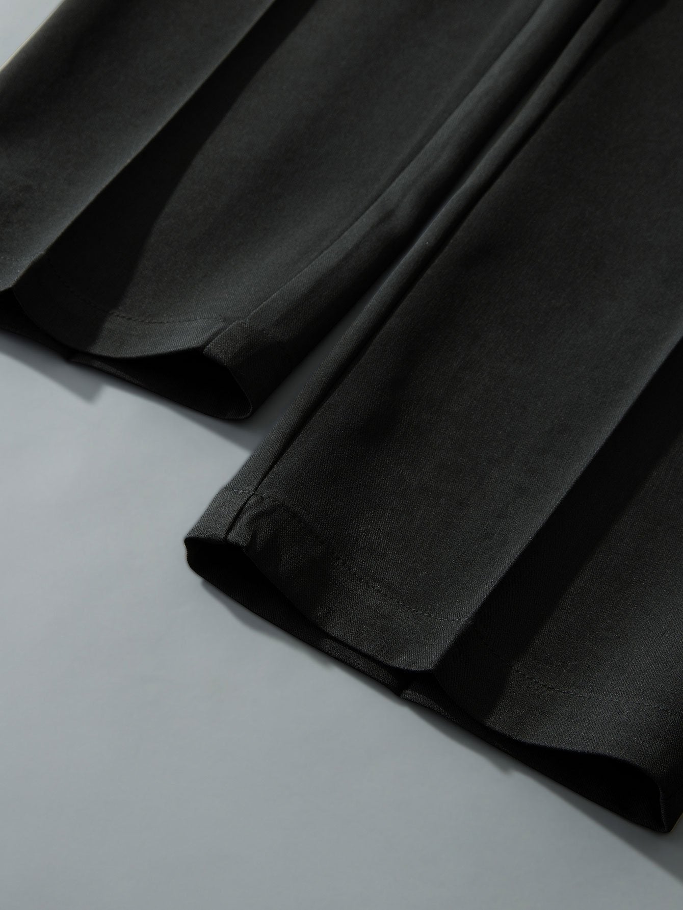 Kevin | Stiliga Herrbyxor för En Elegant Look