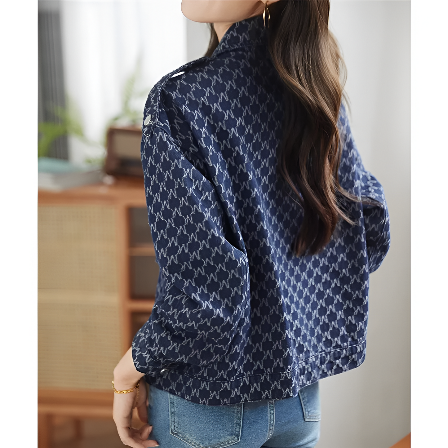 Sibylle | Enkel stil med en avslappnad jeansjacka