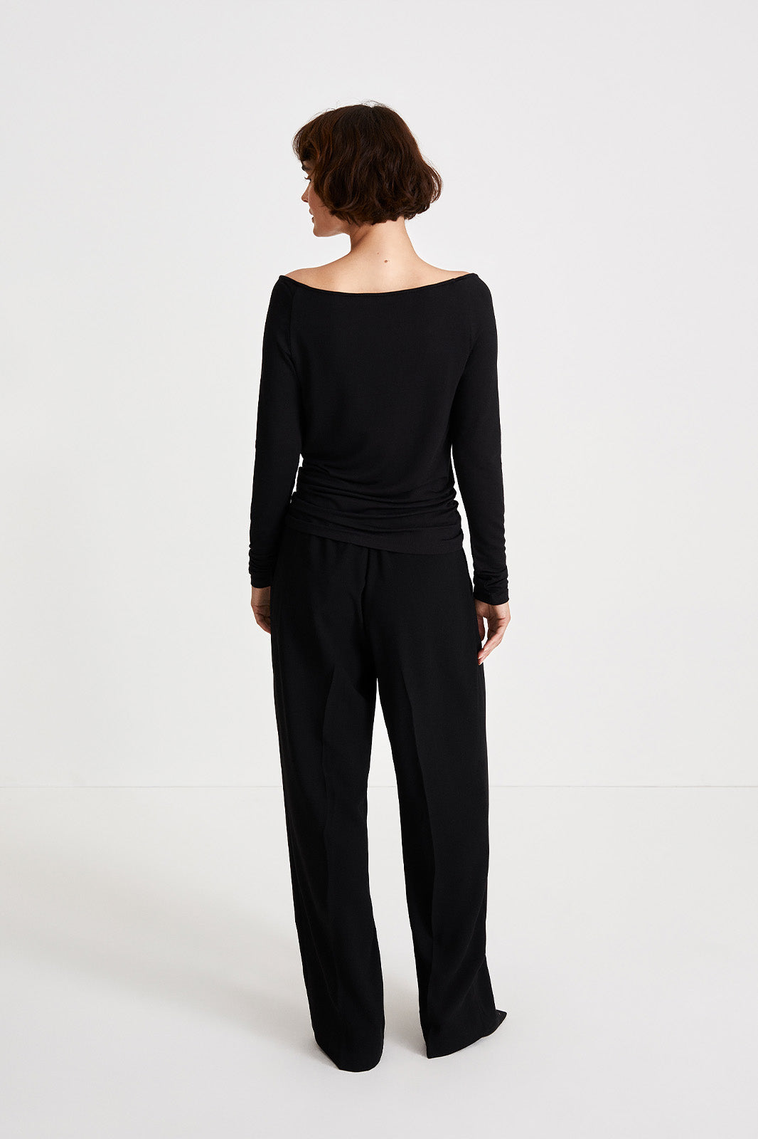 Karin | Eleganta Hellånga Crepebyxor