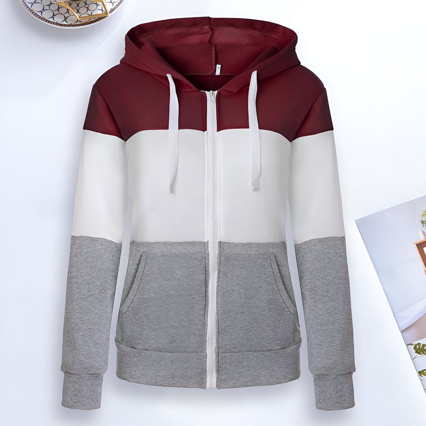 Klara | Håll dig snygg och mysig: den ultimata sweatshirtjackan för våren